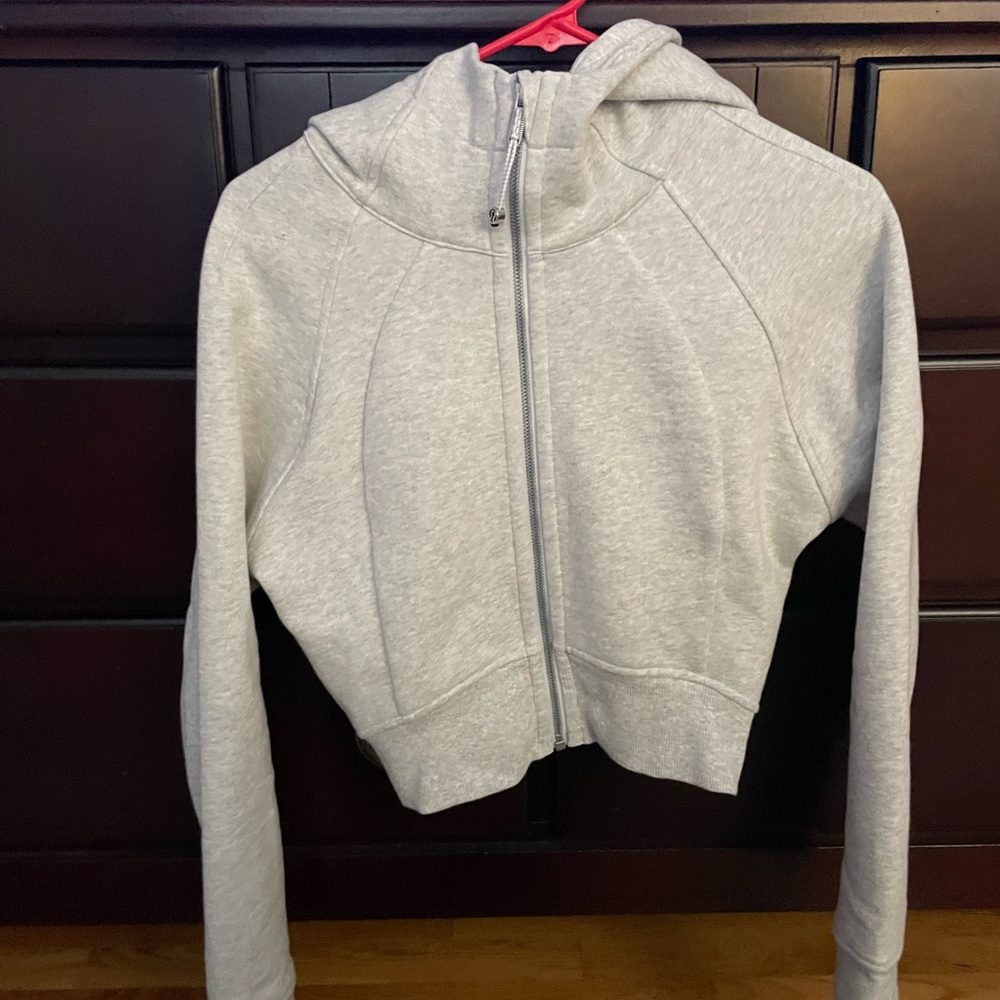 Lululemon cropped scuba full zip hooded sweatshirt